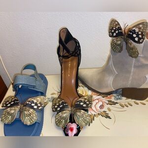 Butterfly shoe accessory clip on. You receive a pair (two butterflies)